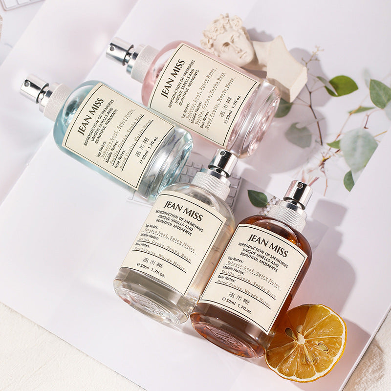 LuxeHaven Women’s Natural Long-Lasting Light Perfume Bottle – 50ml Elegant Scent Collection