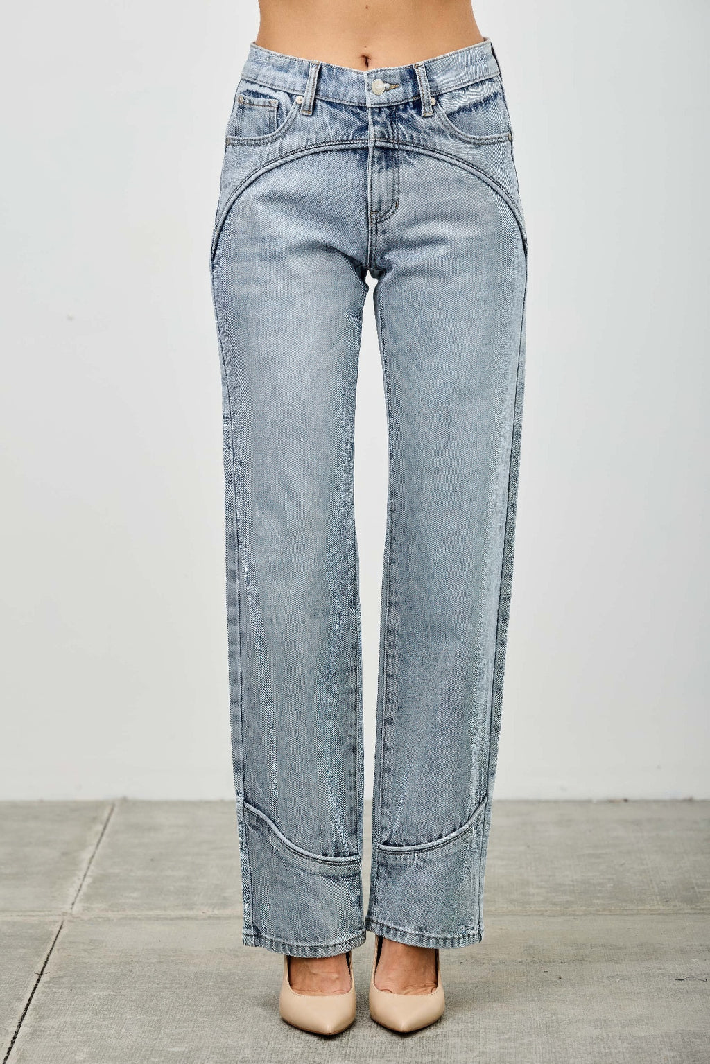 LuxeHaven™ mid-rise straight-leg jeans with piping seam detail, structured denim fabric, and classic tailored fit.